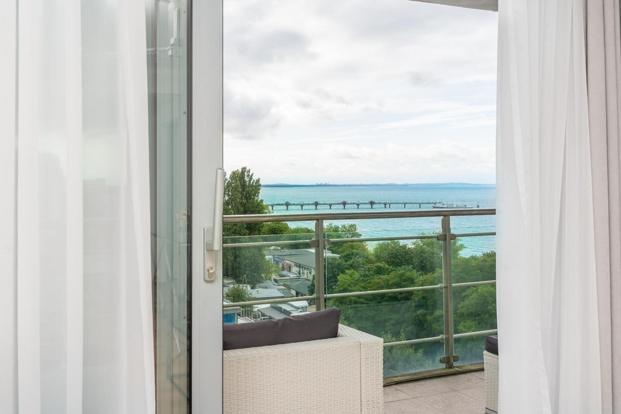 Your Holidays Promenada Gwiazd 28 Miedzyzdroje Luaran gambar